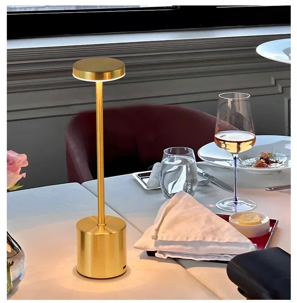 Lampe de table tactile moderne